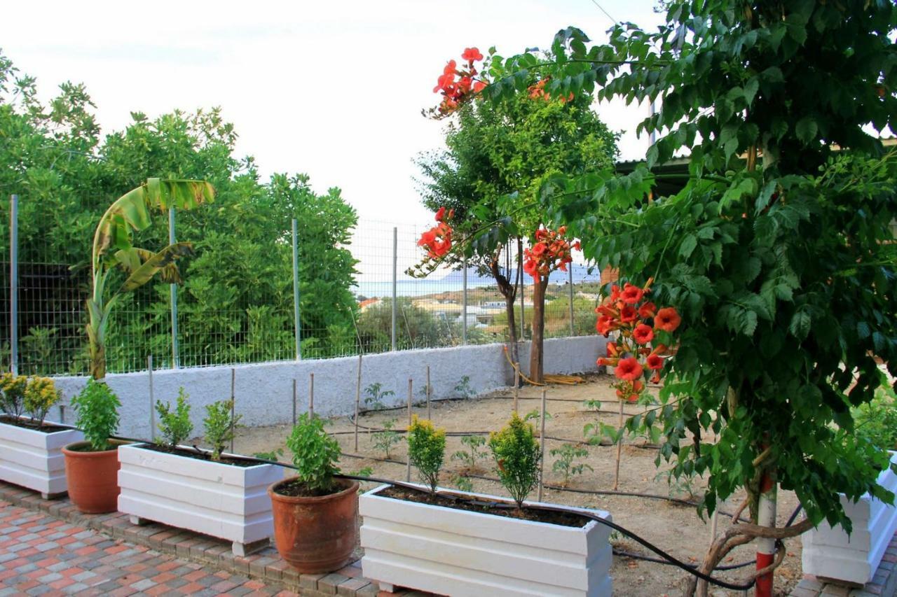 Your Home Kato Daratso Exterior photo